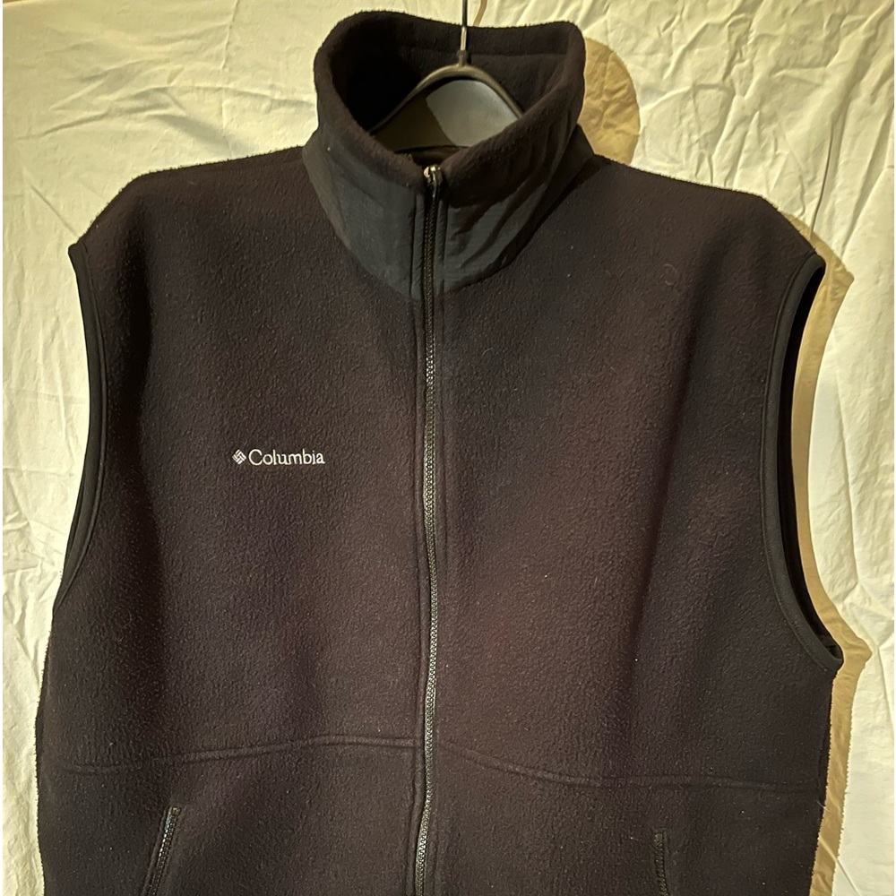 Columbia Black fleece vest Men’s XL